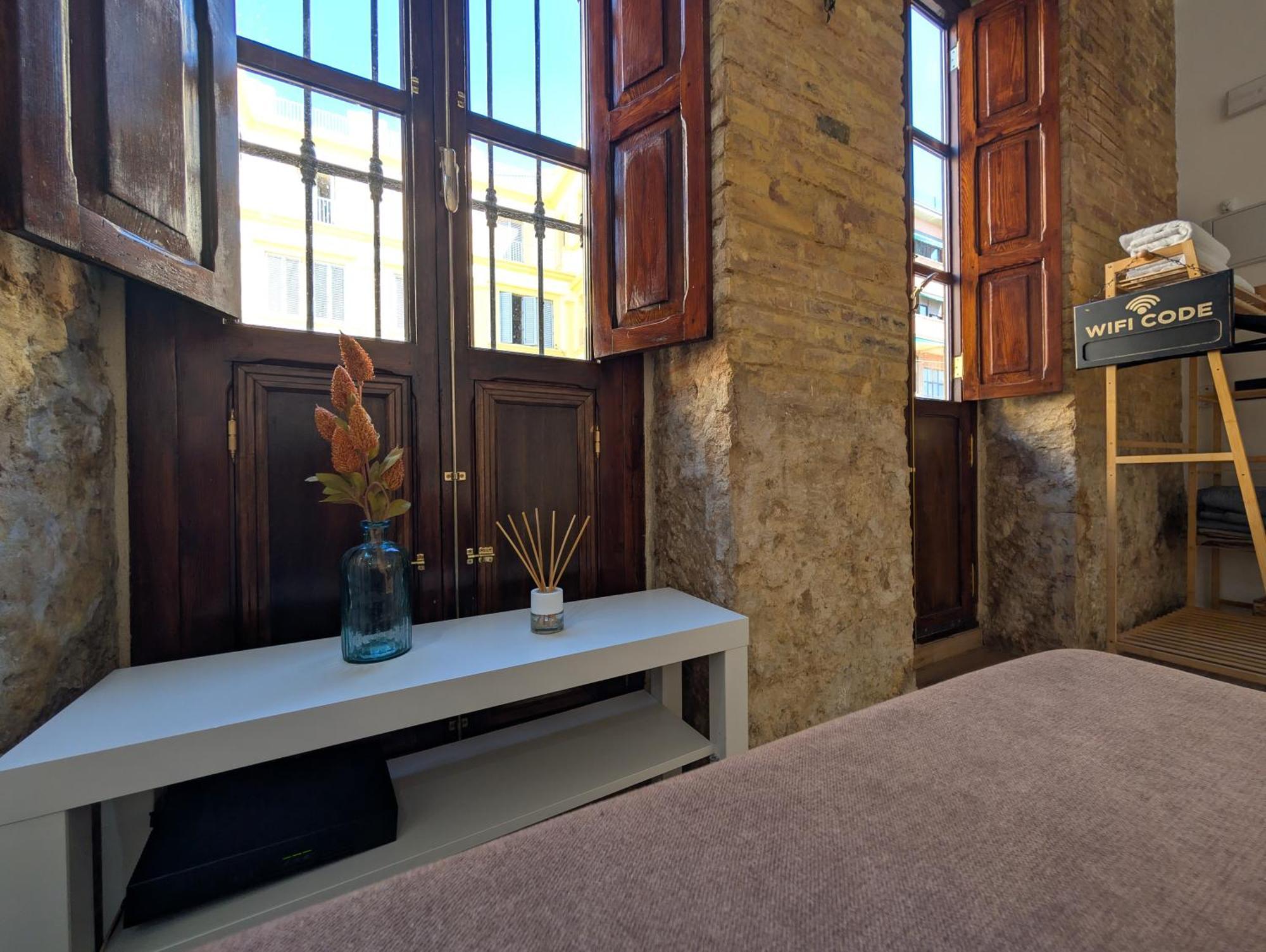 Las Arenas Suites 2 Playa Valencia Eksteriør bilde